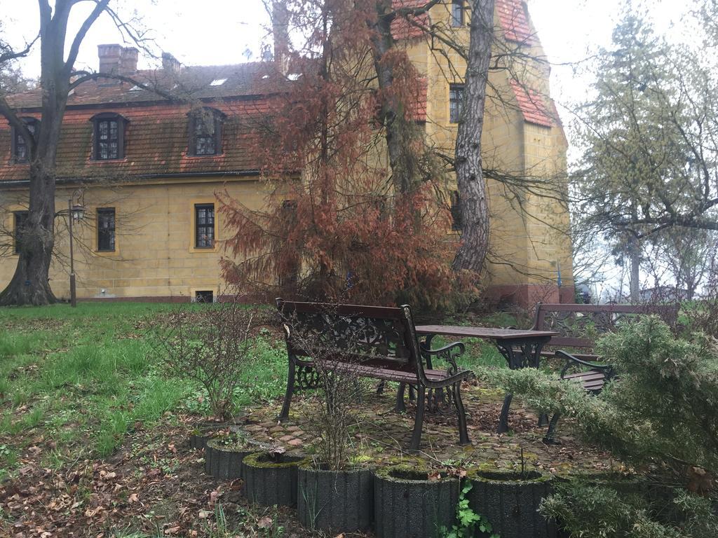 Hotel Zamek Dobra Oleśnica Exterior foto